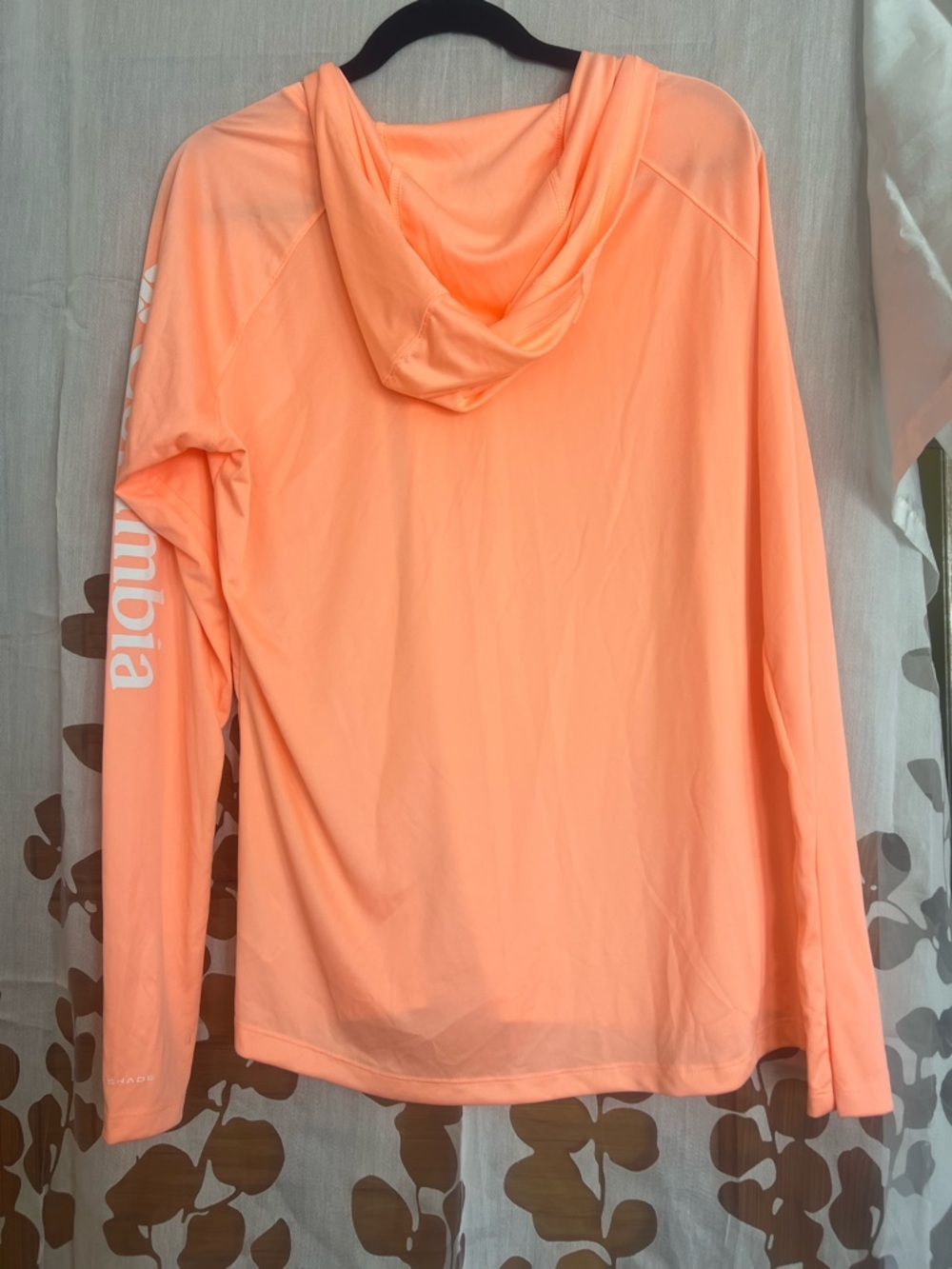 Columbia Peach Long Sleeve Hooded Sun Tee - Picture 4 of 6